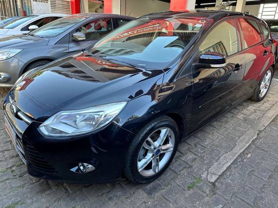 FORD FOCUS 2.0 SE HATCH 16V FLEX 4P AUTO